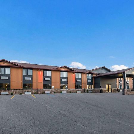 Super 8 By Wyndham Marston Motel Exterior photo